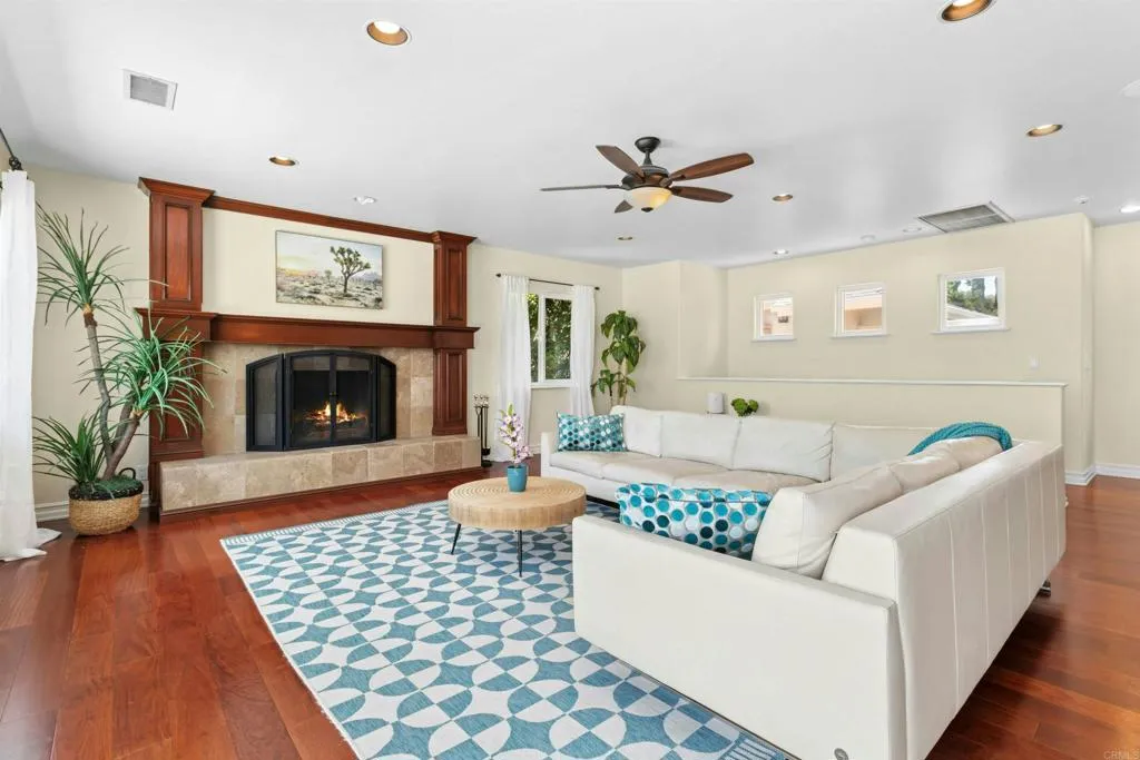 https://cdn.realtyfeed.com/cdn/127/306494395/aaad787835a9553c18c6882b02fa4149.webp