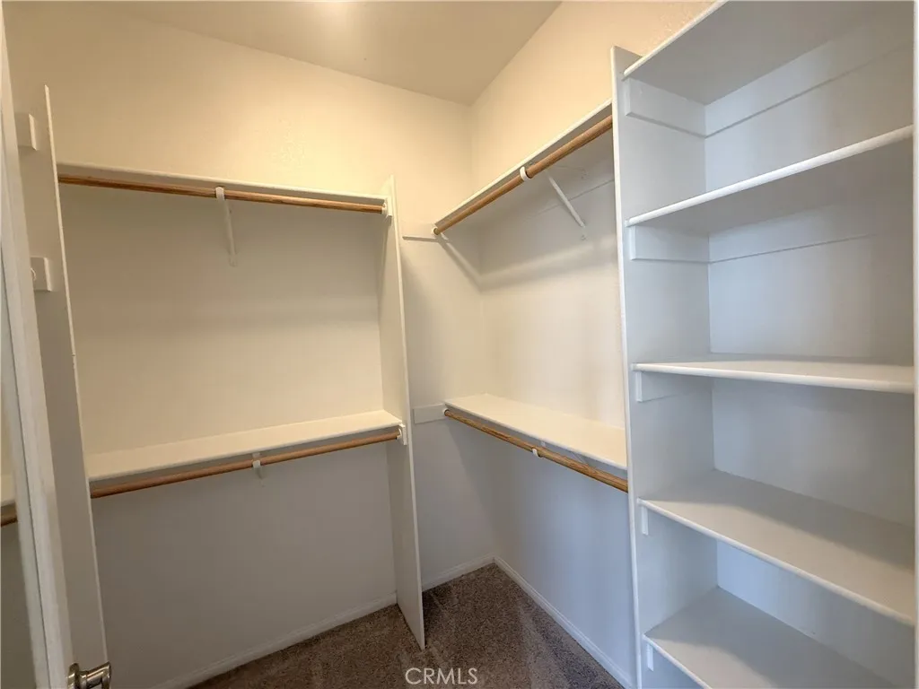 https://cdn.realtyfeed.com/cdn/127/306494404/21e5eb5a3fe9f4b081249d49a2ce3a66.webp