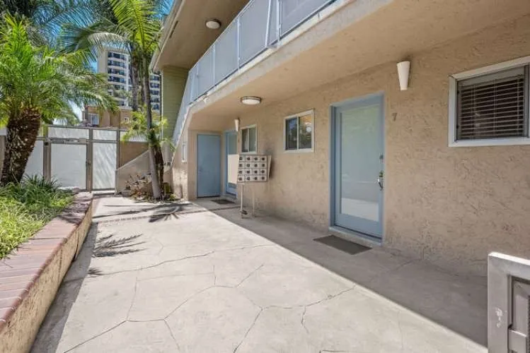 Photo #4: FR25158708 Listing 