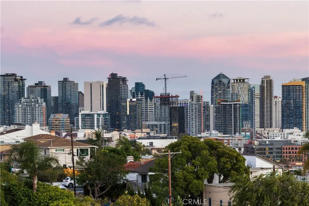 https://cdn.realtyfeed.com/cdn/127/306494699/39ff49ff6d2ab03d1352409a9618d20a.webp