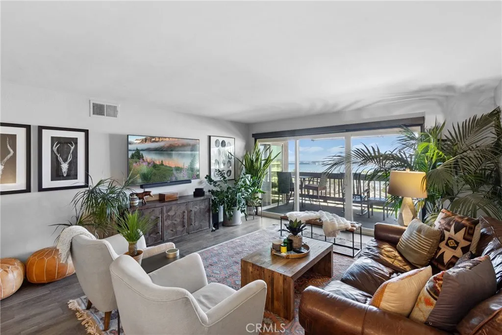 Photo #8: OC25160210 Listing: Photo #8