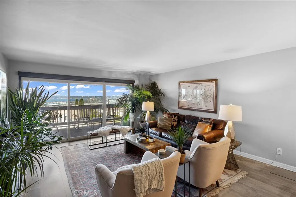 https://cdn.realtyfeed.com/cdn/127/306494699/583f36ef3be530e7837583f824377e79.webp