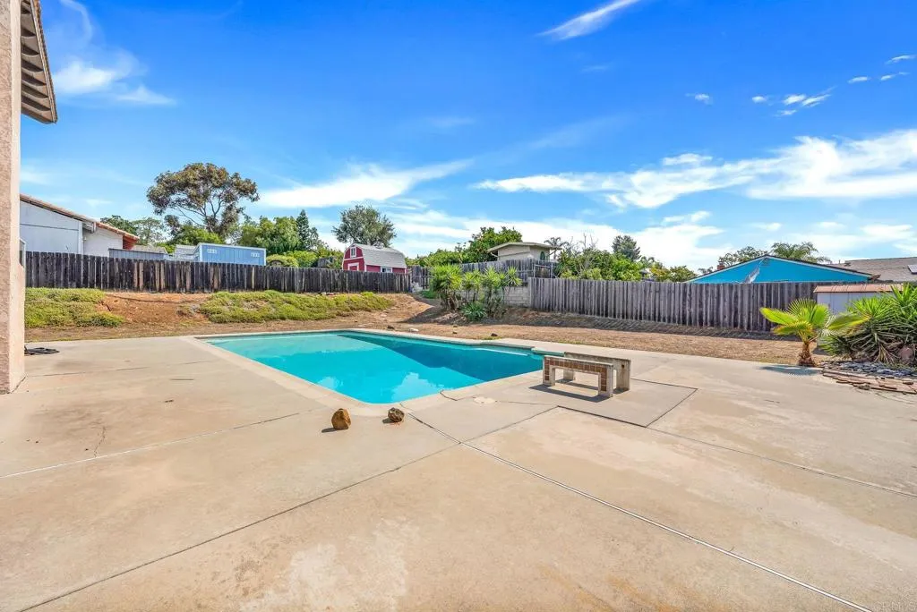 https://cdn.realtyfeed.com/cdn/127/306494754/1c9f65b7ba88c420782fcc4a1a328f39.webp