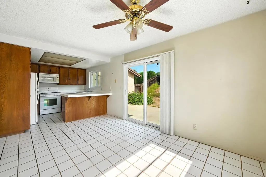 https://cdn.realtyfeed.com/cdn/127/306494754/bea216cddf962b2fc7fd55e8e091671e.webp