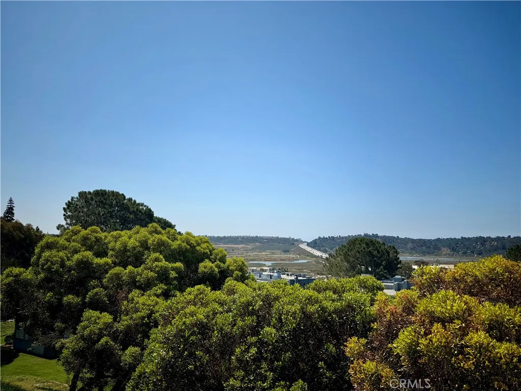 https://cdn.realtyfeed.com/cdn/127/306494783/64791fd17780170ef014424334d1f9bb.webp
