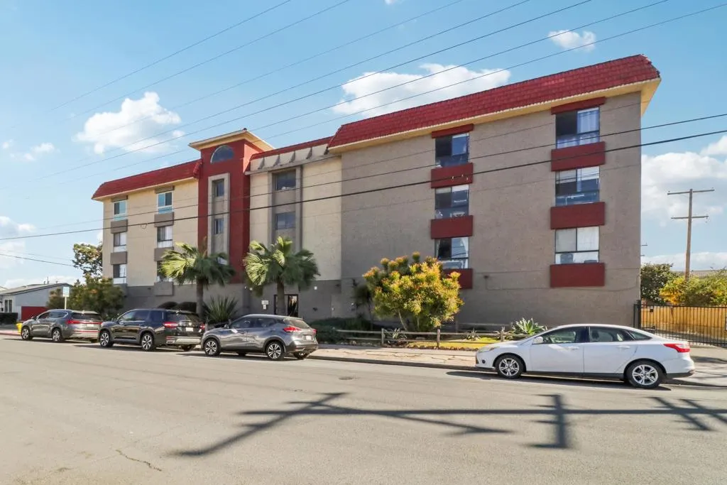 Photo #4: PTP2505407 Listing 