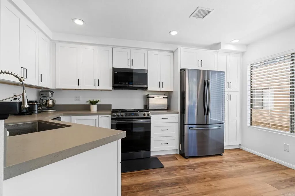 Photo #4: PTP2505409 Listing 