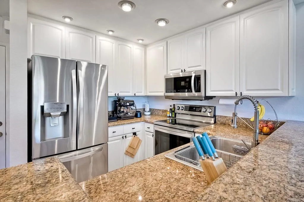 Photo #6: PTP2505411 Listing 