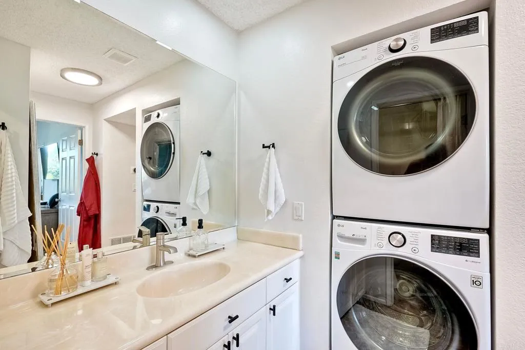 Photo #10: PTP2505411 Listing: Photo #10