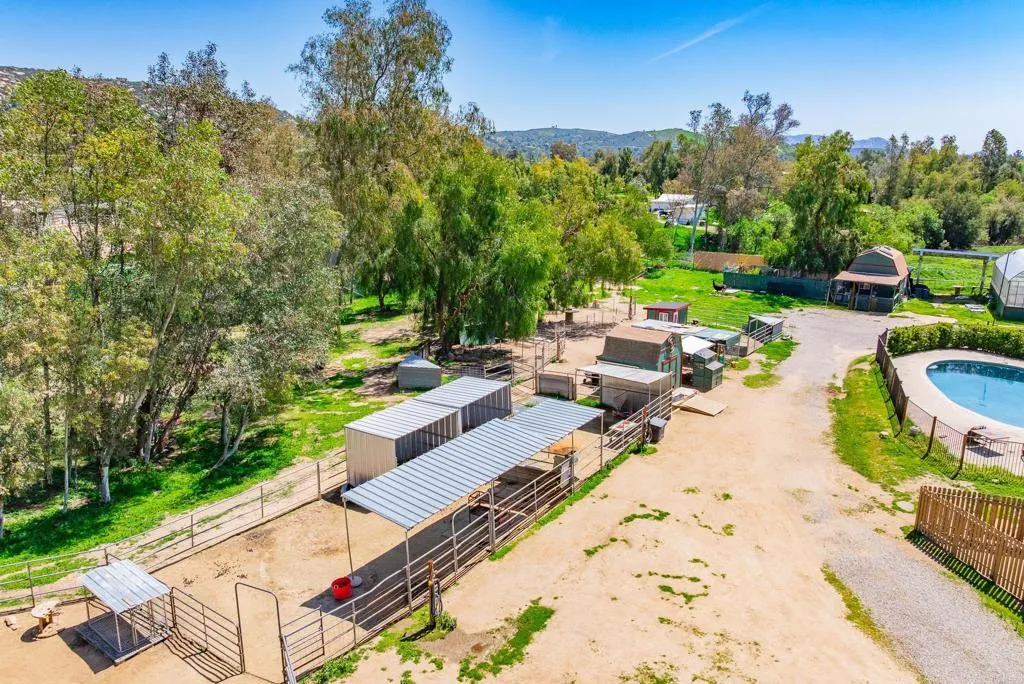 https://cdn.realtyfeed.com/cdn/127/306494946/92c200108705cf4dbaf88507b1d8e687.webp