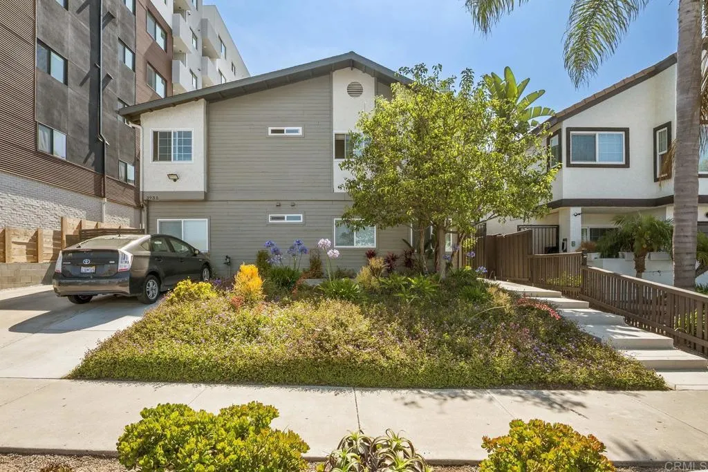 MLS: PTP2505414 Condo For Sale