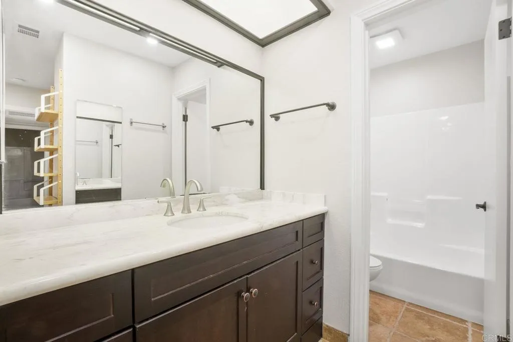 Photo #24: PTP2505414 Listing: Photo #24
