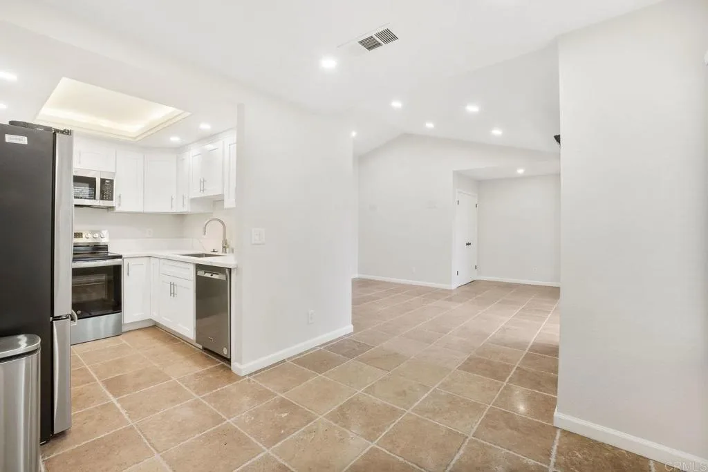 Photo #14: PTP2505414 Listing: Photo #14