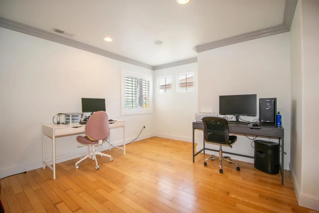 https://cdn.realtyfeed.com/cdn/127/306495021/686b72c6cf9dbaeaf14e1d8cc8973db0.webp