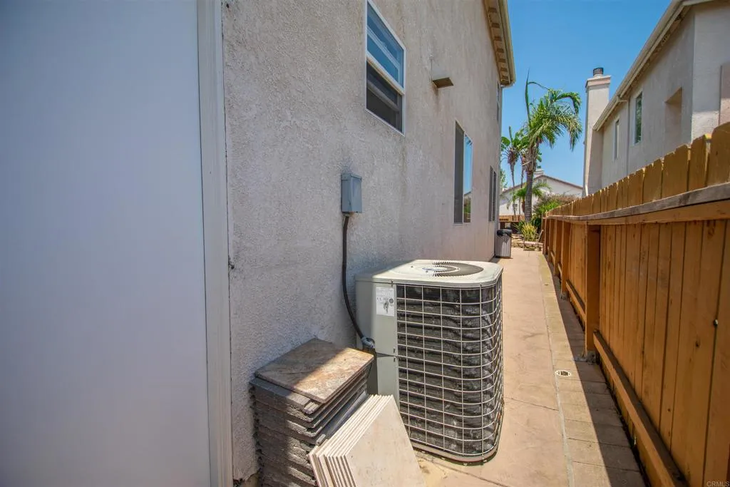 https://cdn.realtyfeed.com/cdn/127/306495021/af653d7b893f87af8ba02a6e0d65ada0.webp