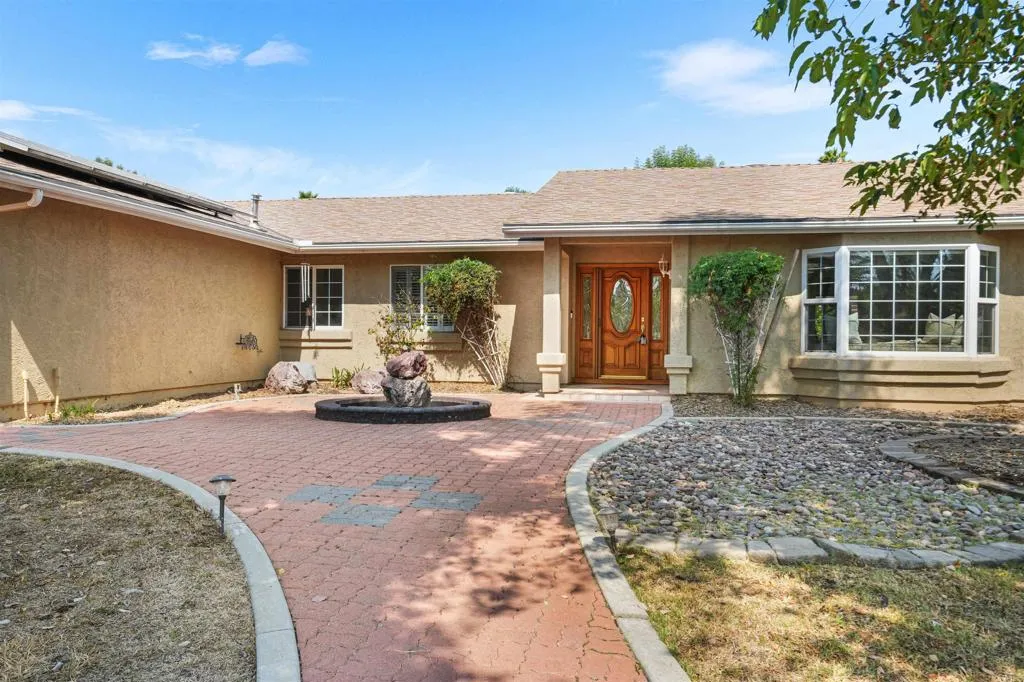 https://cdn.realtyfeed.com/cdn/127/306495051/1069e6e40174fad82658b3d331b3e366.webp