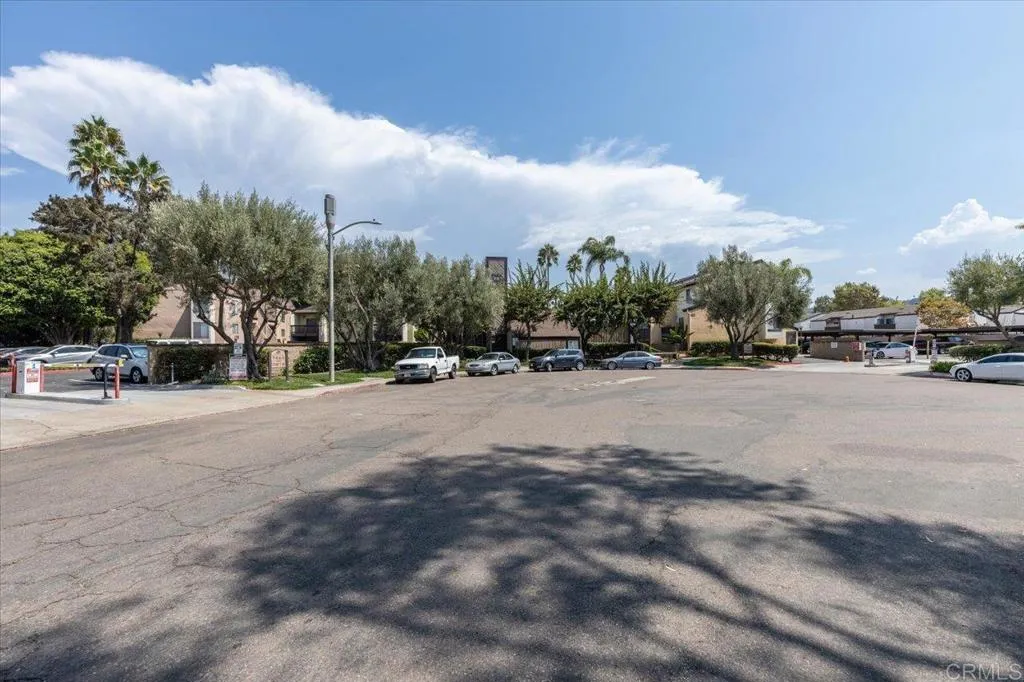 https://cdn.realtyfeed.com/cdn/127/306495054/24c31f9ae7313ac9c2783c084e0c1f13.webp