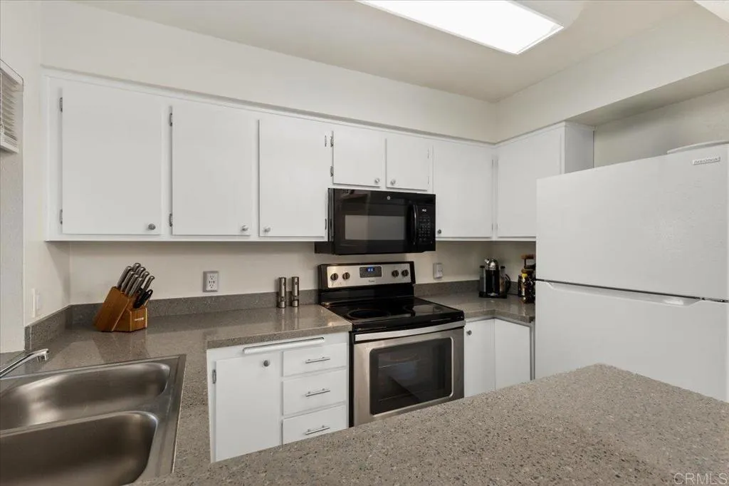 Photo #8: PTP2505416 Listing: Photo #8