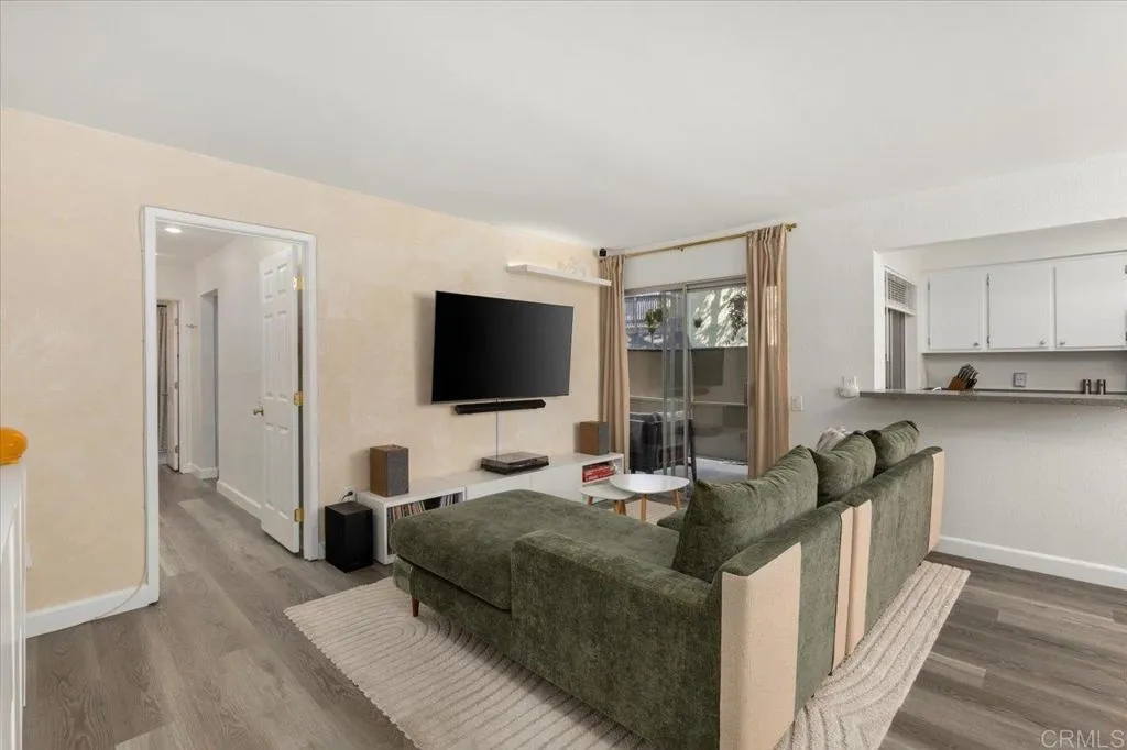 Photo #2: PTP2505416 Listing 