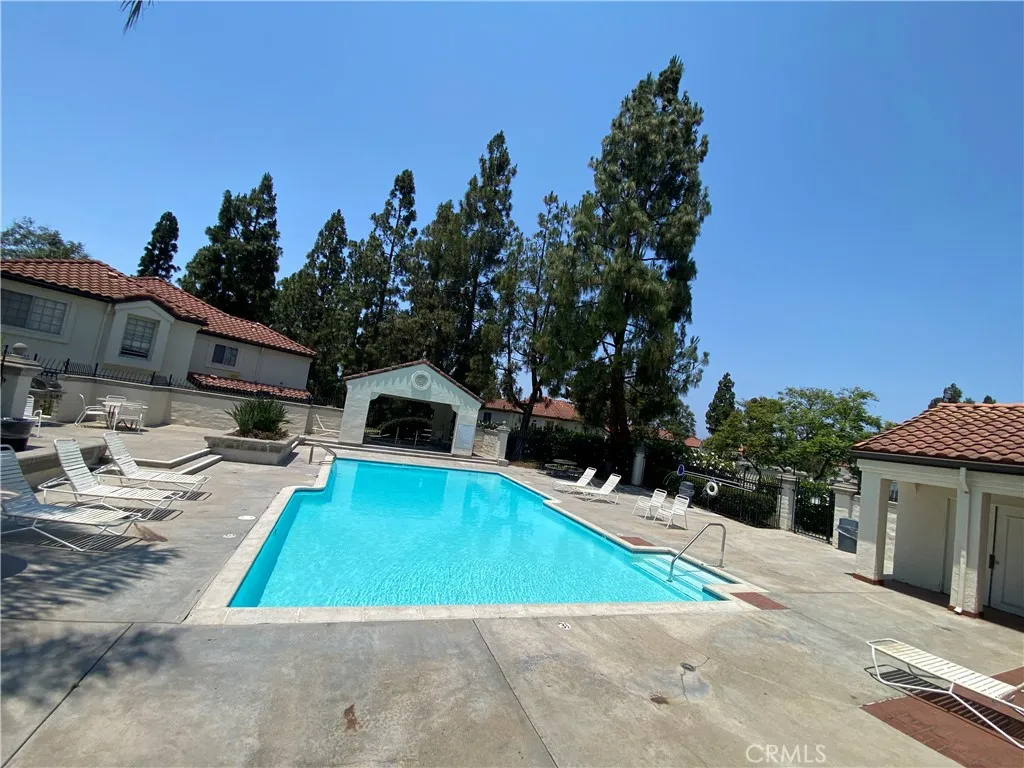 Photo #2: PW25160755 Listing 