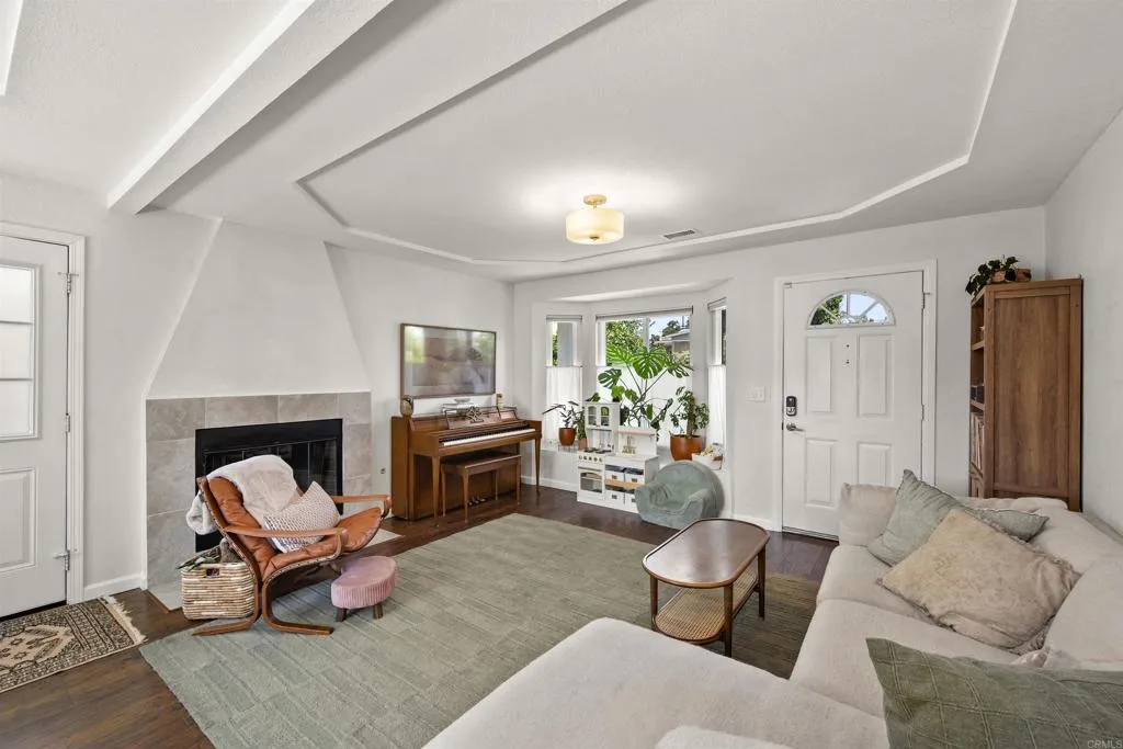 https://cdn.realtyfeed.com/cdn/127/306495068/21215fa1183734301c1cb149bce734e1.webp
