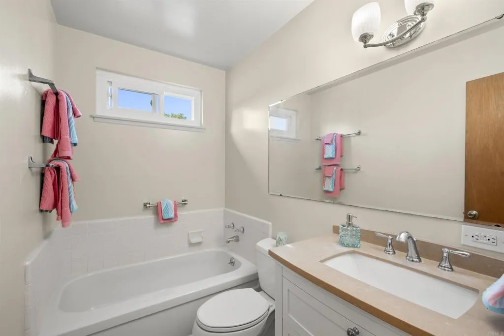 https://cdn.realtyfeed.com/cdn/127/306495121/4fd9ec1b3246e915c1b2453653f5456f.webp