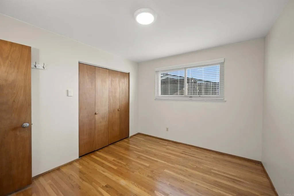 https://cdn.realtyfeed.com/cdn/127/306495121/78a3eab208662ad21fd243aa8499a48c.webp
