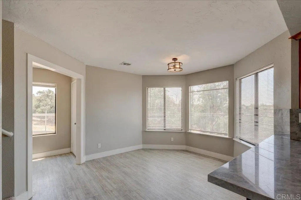 https://cdn.realtyfeed.com/cdn/127/306495140/10e726b9ddb73e0631ec8def27f6f1e9.webp
