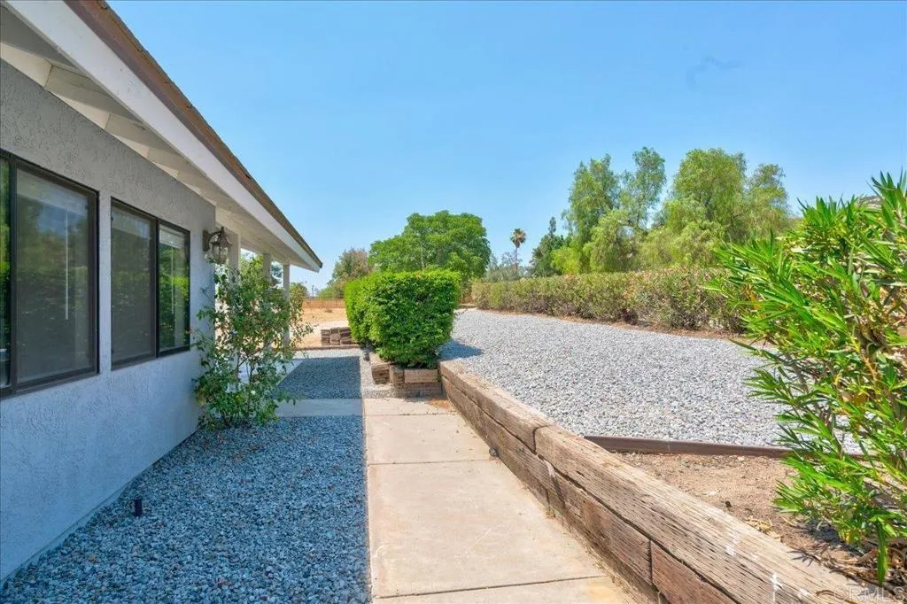 https://cdn.realtyfeed.com/cdn/127/306495140/5ba27486b621e1e4a378df813c8bddc4.webp