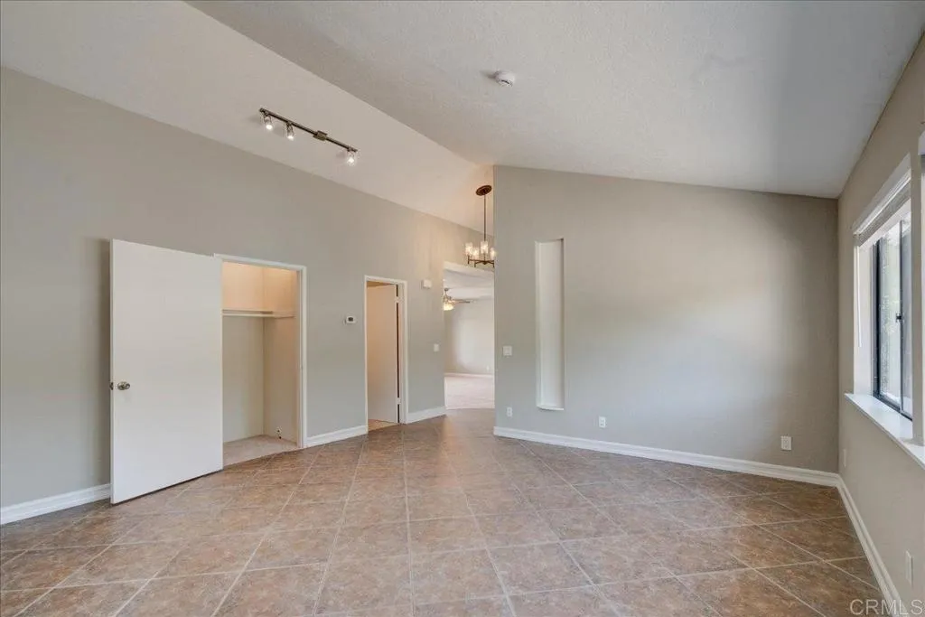 https://cdn.realtyfeed.com/cdn/127/306495140/e3f3262f5fc3181bf1e68affbbd8b196.webp