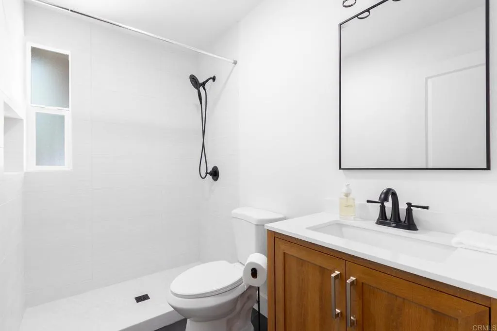 https://cdn.realtyfeed.com/cdn/127/306495150/a1e696c42ca0e4f8932a407f2786c2d4.webp