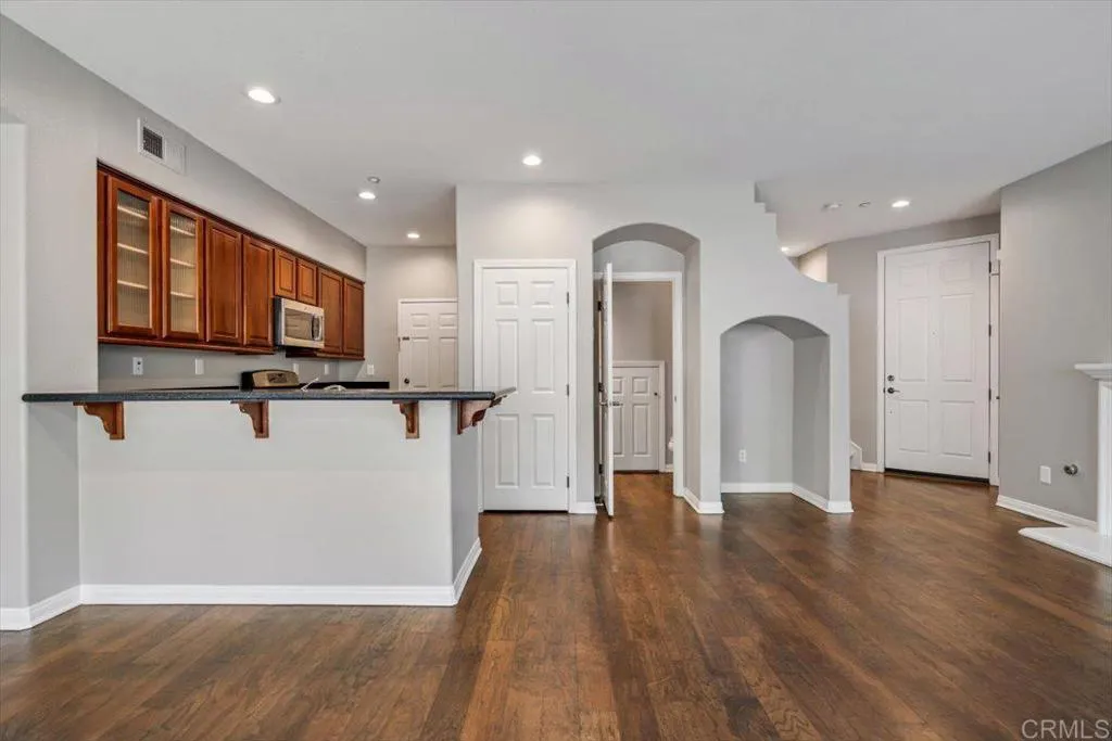 Photo #5: NDP2507050 Listing 