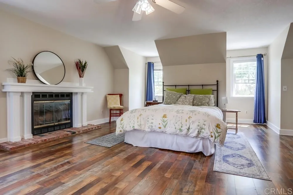 https://cdn.realtyfeed.com/cdn/127/306495178/7c42a647c2aa5db43ce2a66e1c018f75.webp