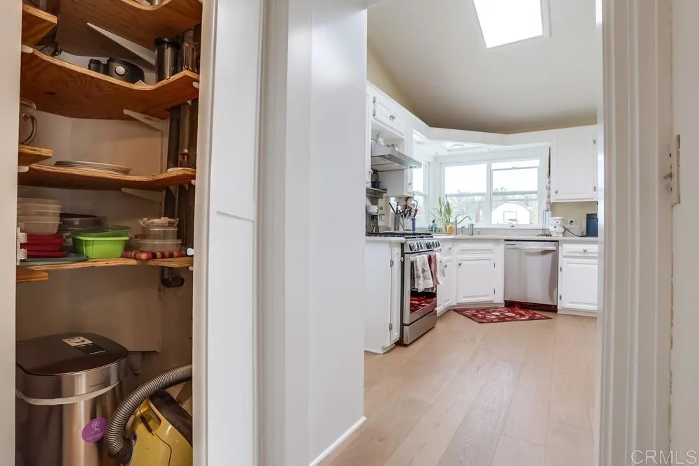 https://cdn.realtyfeed.com/cdn/127/306495178/9da4533b8f1e3e6d782e79418fd25729.webp