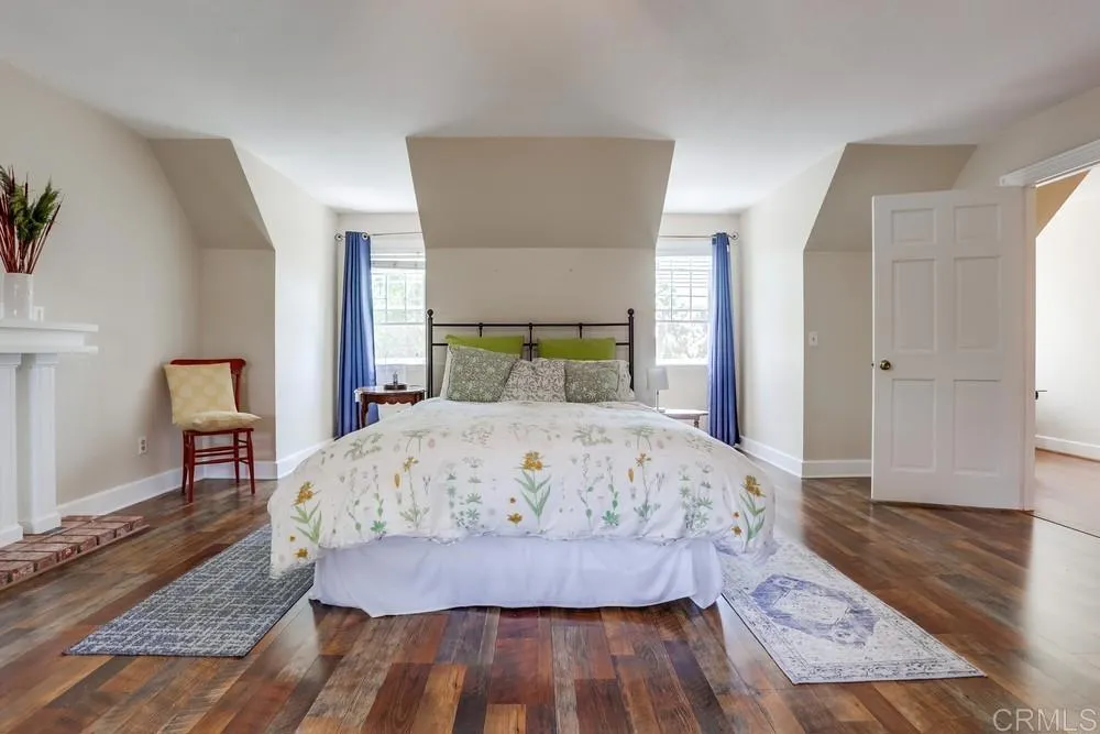 https://cdn.realtyfeed.com/cdn/127/306495178/b614236e75ffc452dd9b98ffcaeb3f93.webp