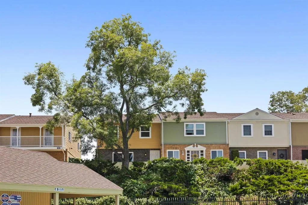https://cdn.realtyfeed.com/cdn/127/306495204/f471db2bbe01e0c8a38cf6b6b6144c96.webp