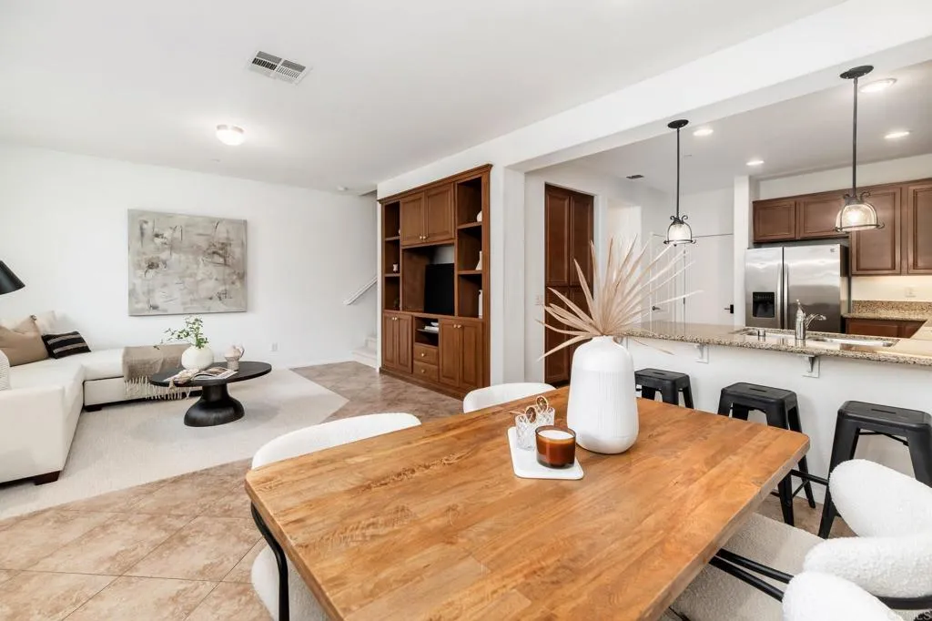 MLS: NDP2507056 Condo For Sale