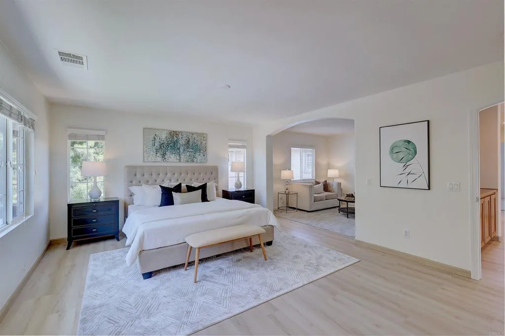 https://cdn.realtyfeed.com/cdn/127/306495218/86d7348b750524e6df28d9e7849ab524.webp