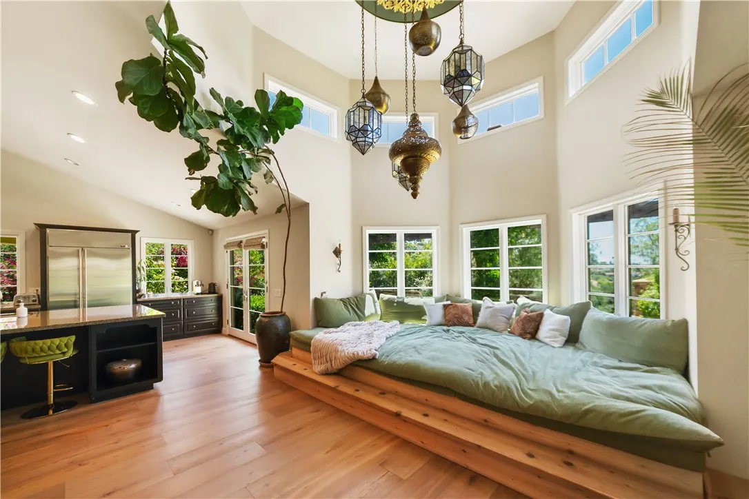 https://cdn.realtyfeed.com/cdn/127/306495251/0a9b4716a2e81d0e0fef9cbbce00681b.webp