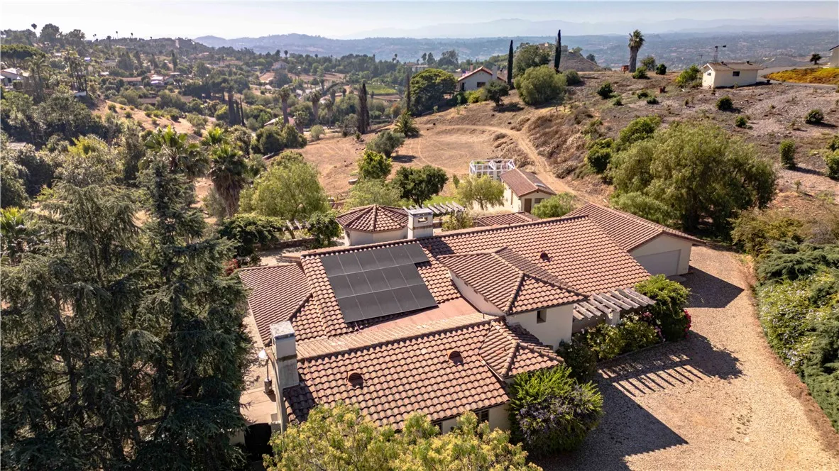 https://cdn.realtyfeed.com/cdn/127/306495251/0d0f5284da00a8a30f8f393d5ed6bc6d.webp