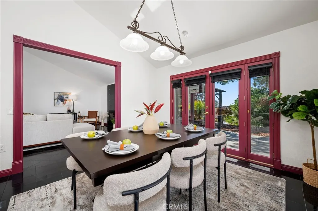 https://cdn.realtyfeed.com/cdn/127/306495280/c0116bc5d33133598bfa9d3bea393fc8.webp