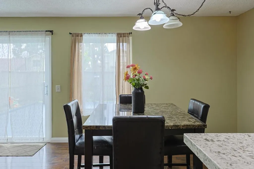 Photo #8: PTP2505438 Listing: Photo #8