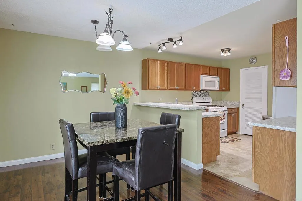 Photo #7: PTP2505438 Listing: Photo #7