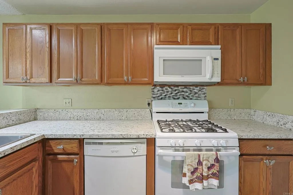 Photo #13: PTP2505438 Listing: Photo #13