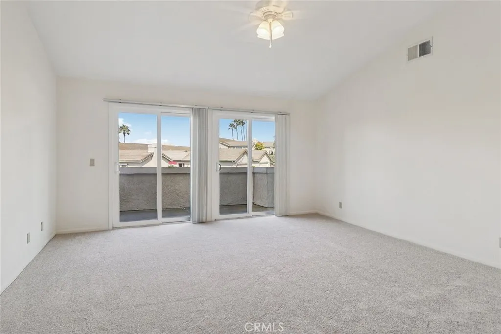 Photo #12: PV25160830 Listing: Photo #12
