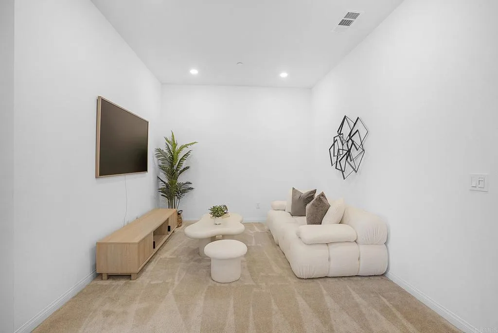 Photo #19: PTP2505439 Listing: Photo #19