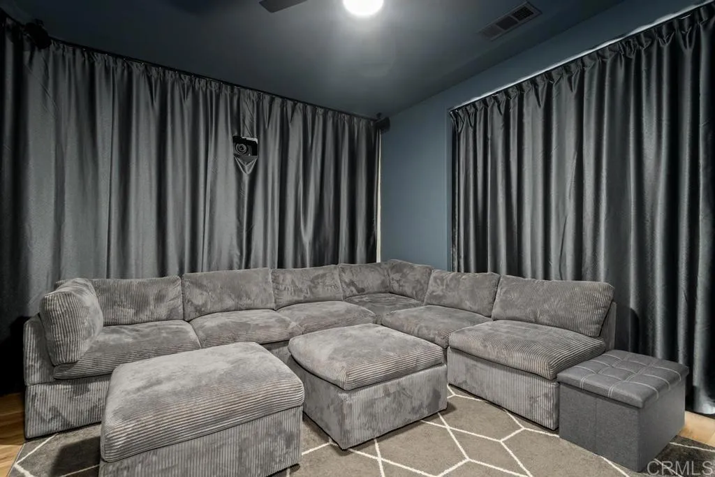 Photo #27: PTP2505441 Listing: Photo #27