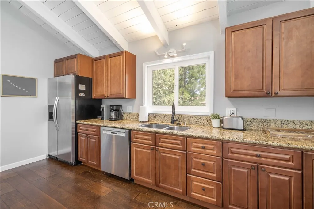 757 Villa Grove Avenue, Big Bear, CA 92314 - Photo 5 of 38, Big Bear, CA