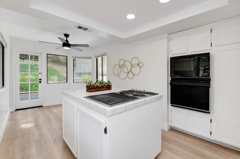 Photo #6: PTP2505445 Listing 