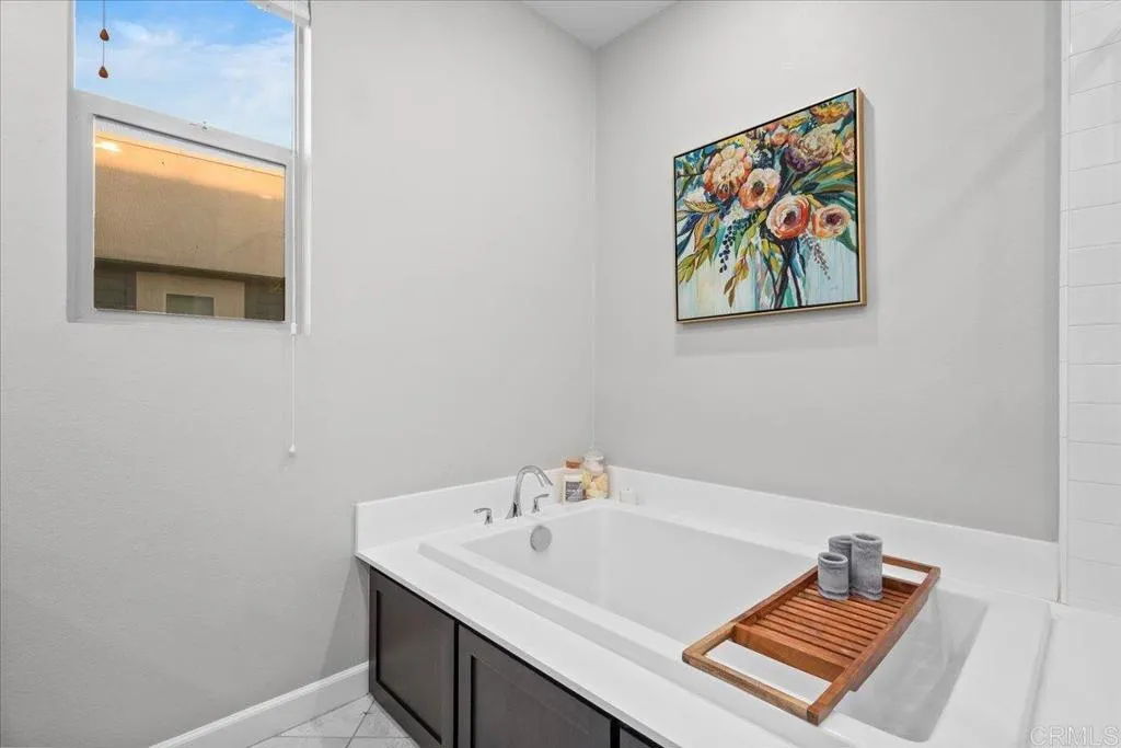 Photo #37: PTP2505448 Listing: Photo #37